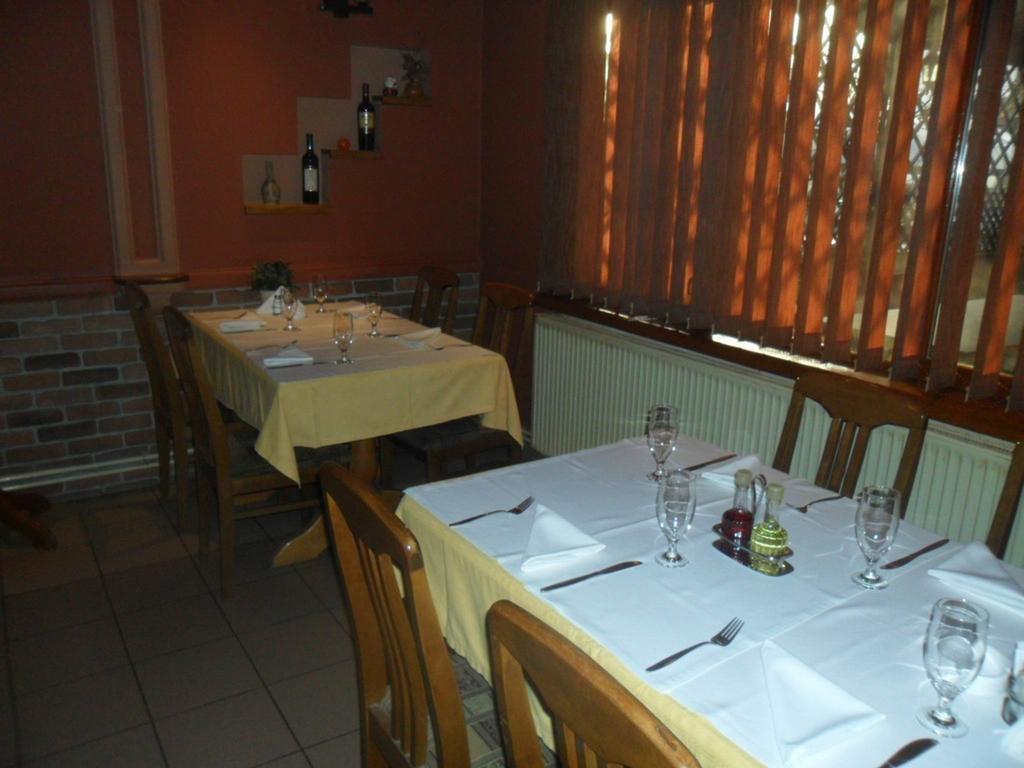 B&B Boem Pozarevac Bagian luar foto