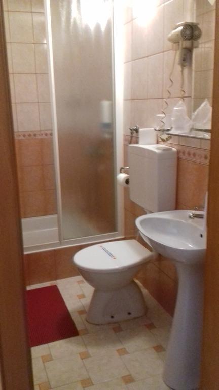 B&B Boem Pozarevac Bagian luar foto